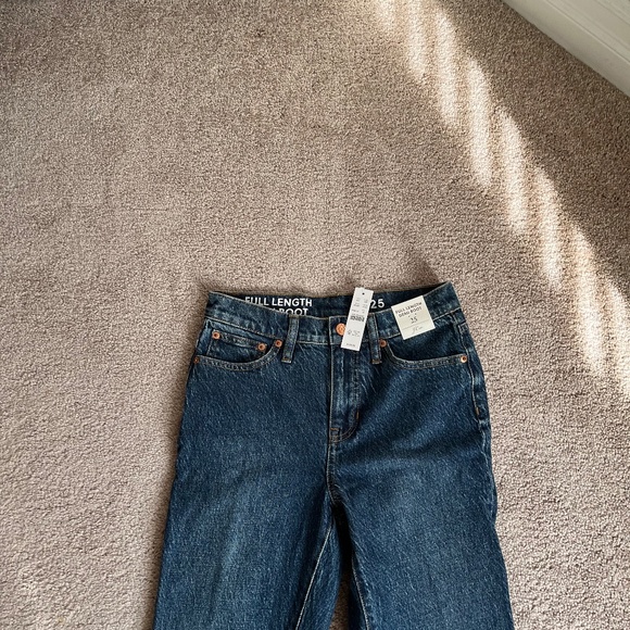 J. CREW JEANS FULL LENGTH DEMI BOOTCUT JEANS IN SIZE 25 - Picture 3 of 8